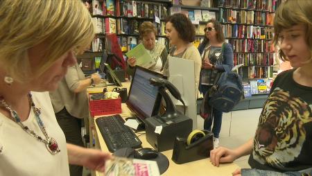 Imagen Lectores, escritores, libreros y bibliotecas se vuelcan con Día del...