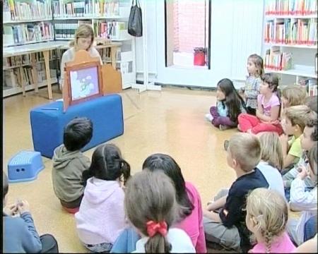 Imagen Disfraces de cuento en el taller de Carnaval de las bibliotecas de Sanse