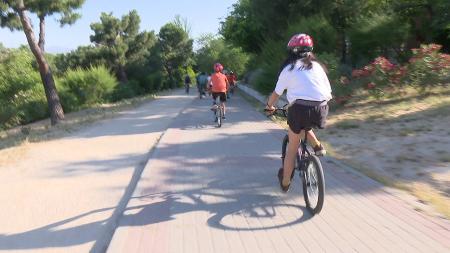 Imagen En bici por las calles de Sanse con la Escuela de Educación Vial