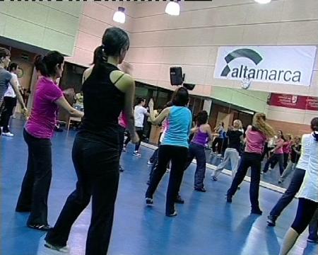 Imagen Navidad en forma con las masterclass de fitness del Polideportivo Dehesa...