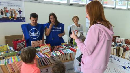 Imagen La Biblioteca Marcos Ana acoge la III edición del Rastrillo Solidario