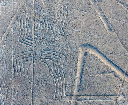 Los martes del arte: Cultura Nazca. Siglos I a IV DC. Las líneas de nazca. Cultura Wari (siglos VIII-XIII)