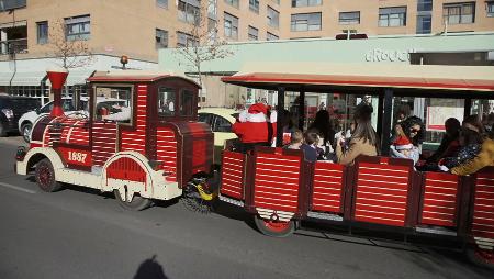 Imagen Así fue la Nochebuena en Dehesa Vieja: con el tren de Papá Noel, sus...