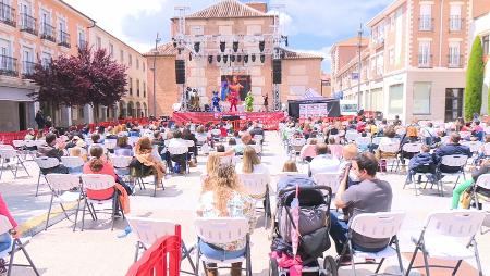 Imagen Las fiestas del 2 de mayo recuperan los espacios públicos de Sanse con...